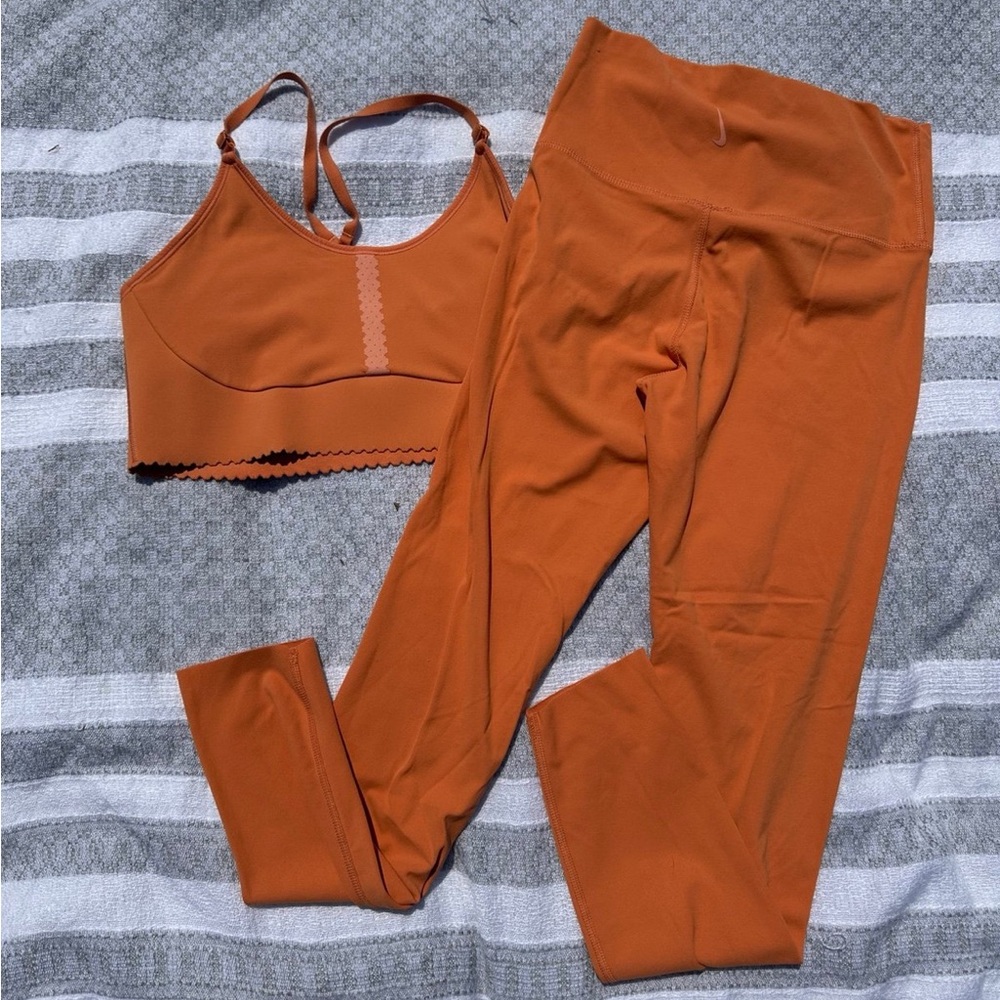 Nike Yoga set